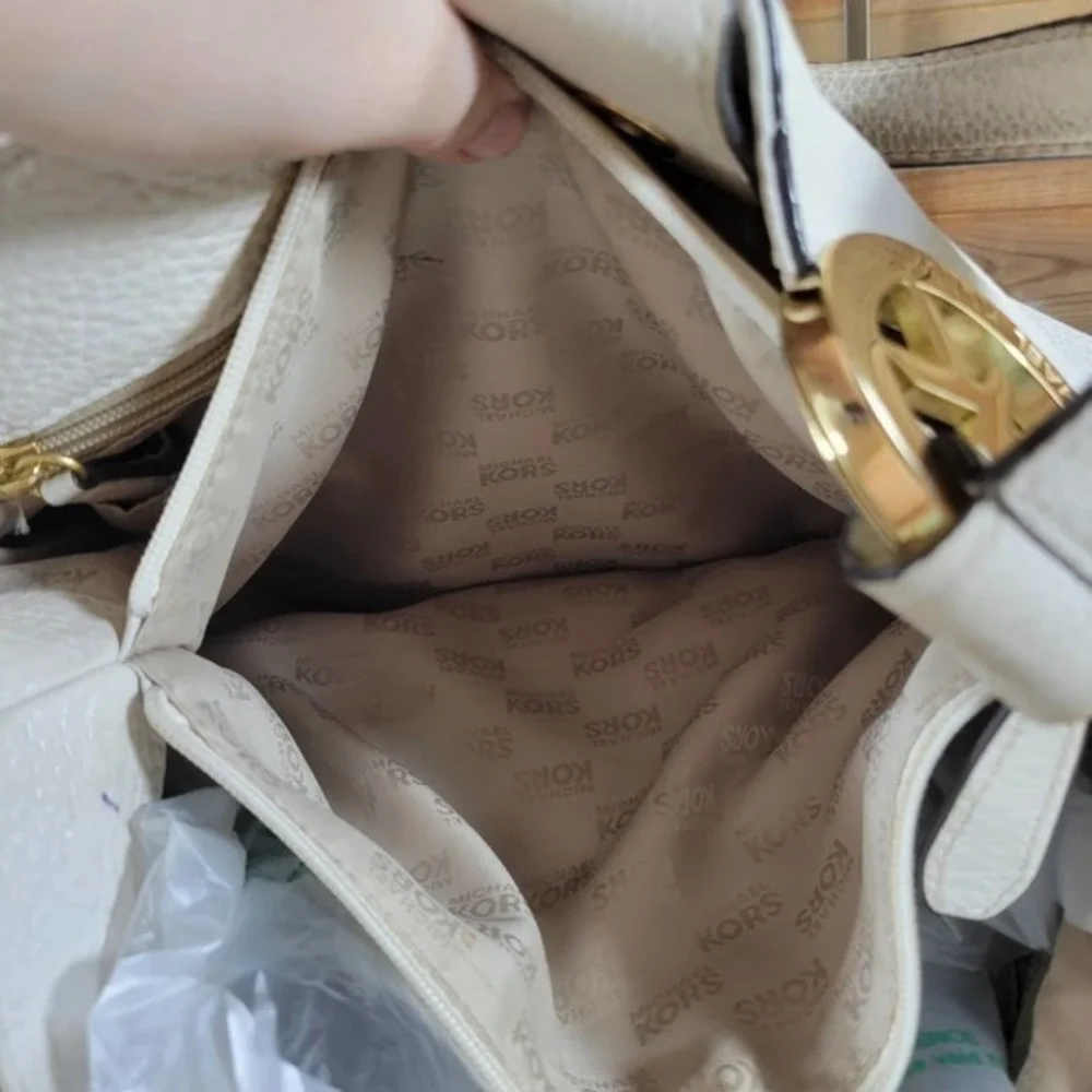 Michael Kors Large Cream East West Fulton Tote